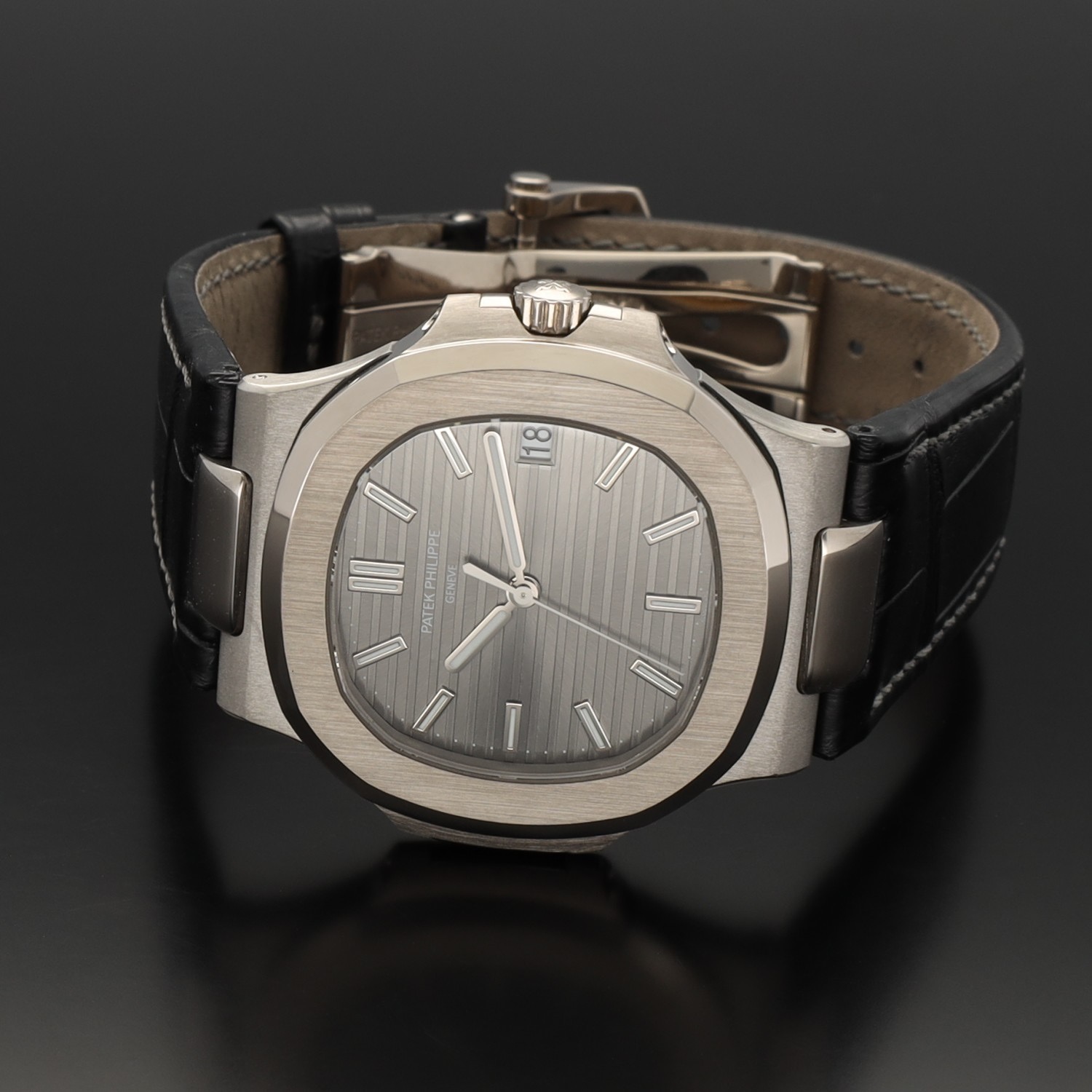 Patek Nautilus 5711G